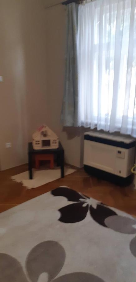 Ferienwohnung Szell 3 Apartman Szombathely Exterior foto